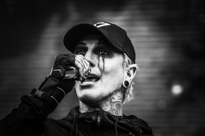 MOTIONLESS IN WHITE en 45*30 cm