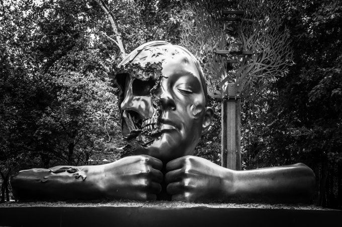 statue Hellfest en 45*30 cm